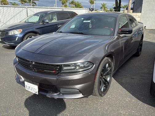 2018 Dodge Charger SXT