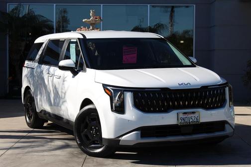 2025 Kia Carnival LXS