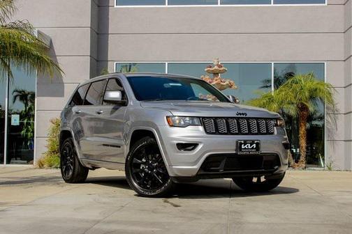 2019 Jeep Grand Cherokee Altitude