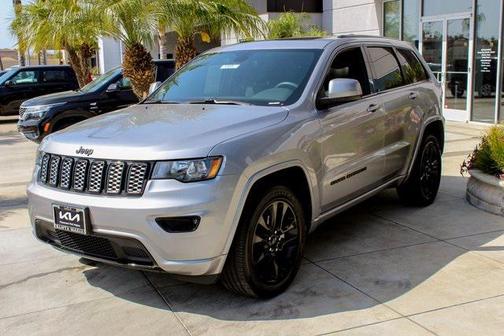 2019 Jeep Grand Cherokee Altitude