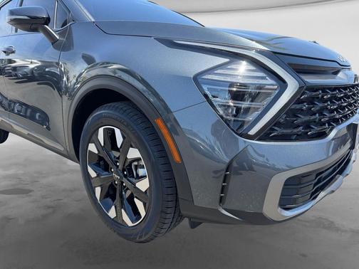 Gravity Gray 2024 Kia Sportage Plug-In Hybrid X-Line