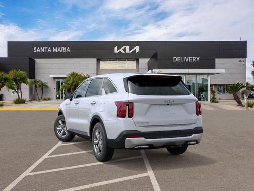 Glacial White Pearl 2026 Kia Sorento LX