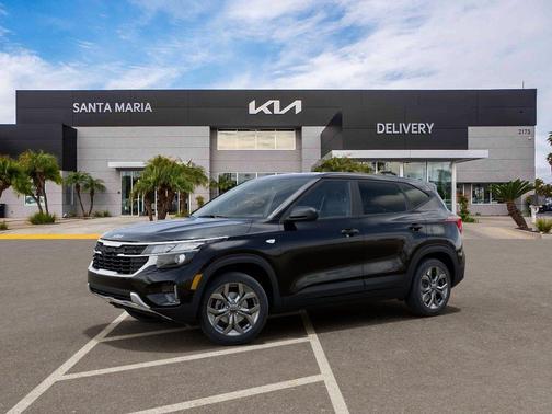 Fusion Black 2026 Kia Seltos LX