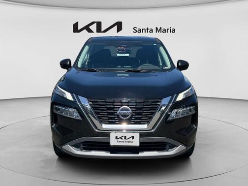Super Black 2021 Nissan Rogue SV