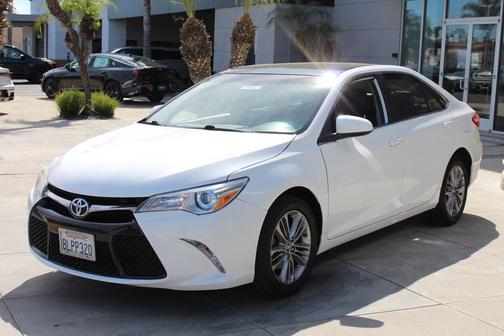 2017 Toyota Camry SE