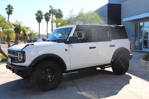 2021 Ford Bronco Black Diamond