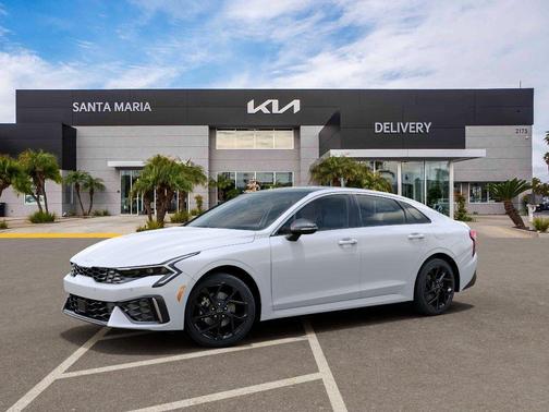 Snow White Pearl 2026 Kia K5