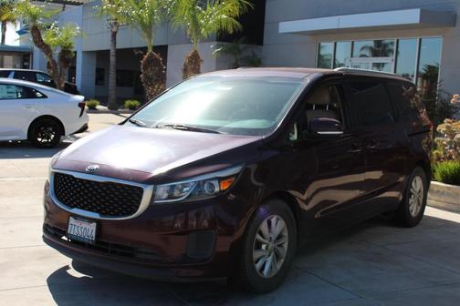 2016 Kia Sedona LX