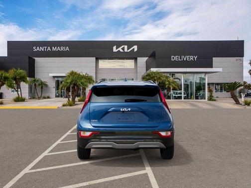 Mineral Blue 2026 Kia Niro EV Wind
