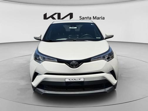 Blizzard Pearl 2019 Toyota C-HR LE