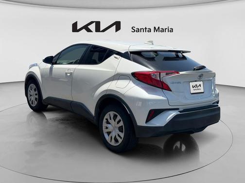 Blizzard Pearl 2019 Toyota C-HR LE