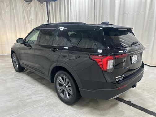 Agate Black Metallic 2026 Ford Explorer Active