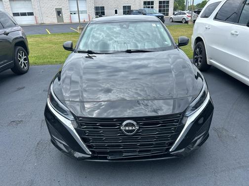Black 2024 Nissan Altima 2.5 SV