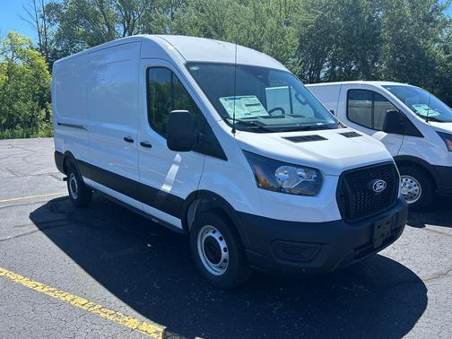 Oxford White 2026 Ford Transit-250 148 WB Medium Roof Cargo