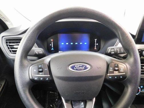 Carbonized Gray Metallic 2025 Ford Escape Active