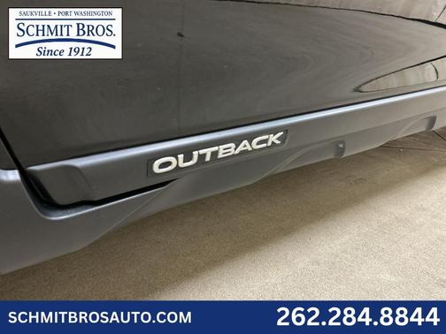 Crystal Black Silica 2019 Subaru Outback 3.6R Limited