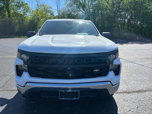Summit White 2022 Chevrolet Silverado 1500 WT