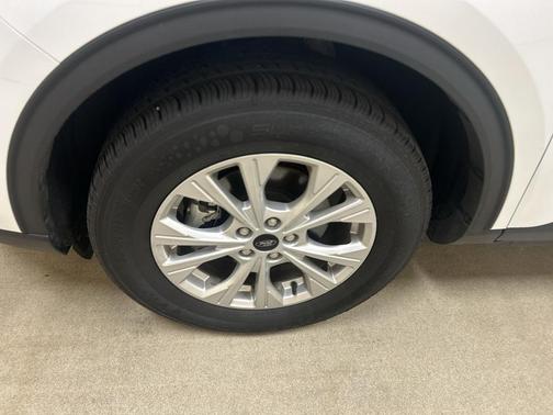 Oxford White 2025 Ford Escape Active