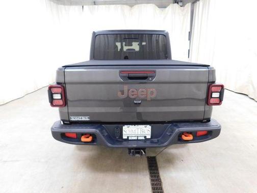 Granite Crystal Clearcoat Metallic 2024 Jeep Gladiator Mojave