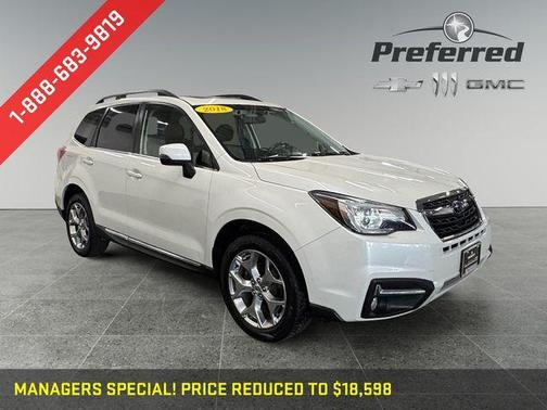Crystal White Pearl 2018 Subaru Forester 2.5i Touring
