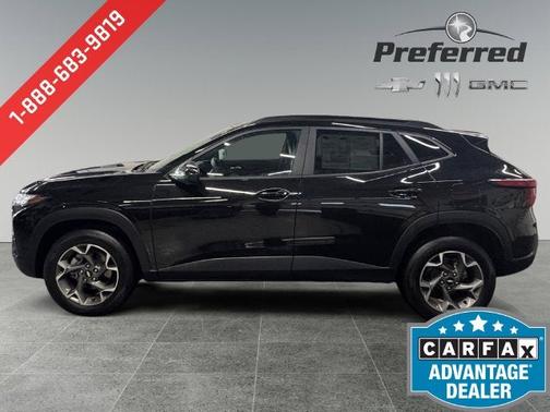 Mosaic Black Metallic 2024 Chevrolet Trax LT