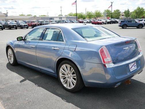 2011 Chrysler 300C Base