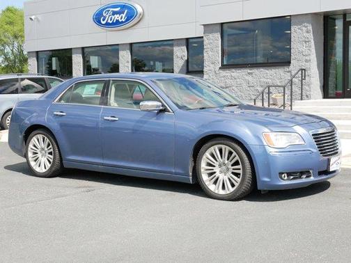 2011 Chrysler 300C Base