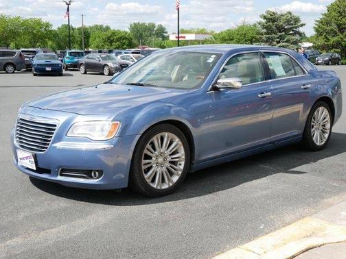 2011 Chrysler 300C Base