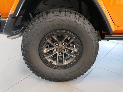 2025 Jeep Wrangler Rubicon 392