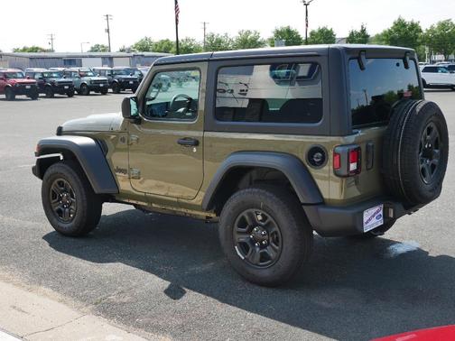 2025 Jeep Wrangler Sport
