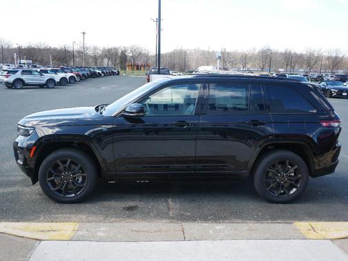 2025 Jeep Grand Cherokee 4xe Base