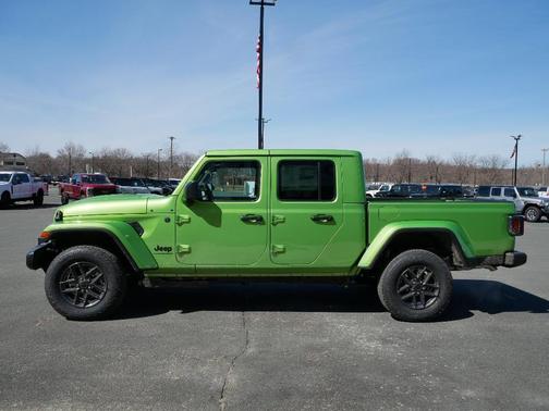 Green 2026 Jeep Gladiator Sport