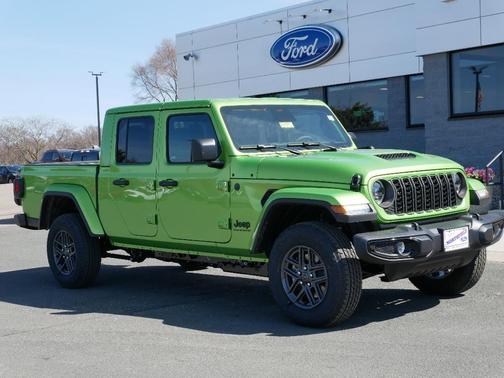 Green 2026 Jeep Gladiator Sport