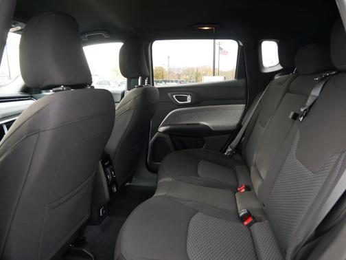 2025 Jeep Compass Sport