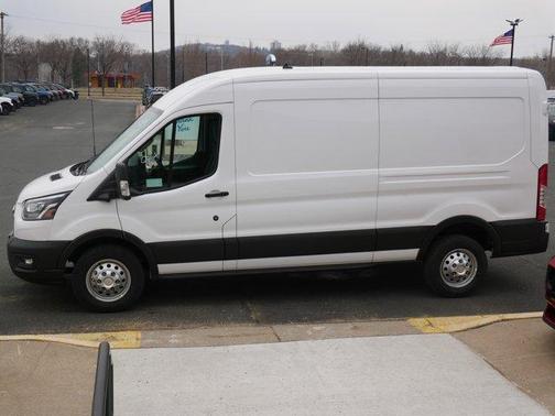 2025 Ford Transit-350 148 WB Medium Roof Cargo