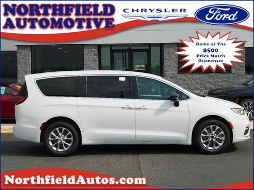2025 Chrysler Pacifica Select