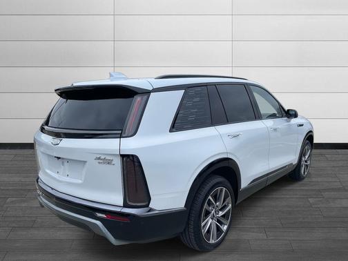 2026 Cadillac VISTIQ Sport