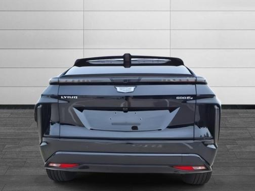 2025 Cadillac LYRIQ Sport