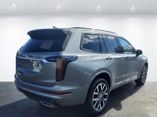 2025 Cadillac XT6 Sport