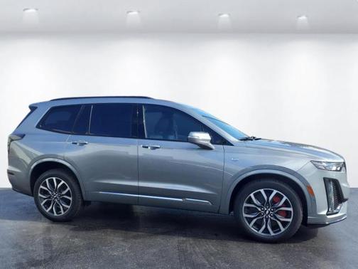2025 Cadillac XT6 Sport