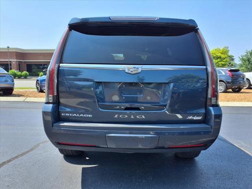 2020 Cadillac Escalade Luxury