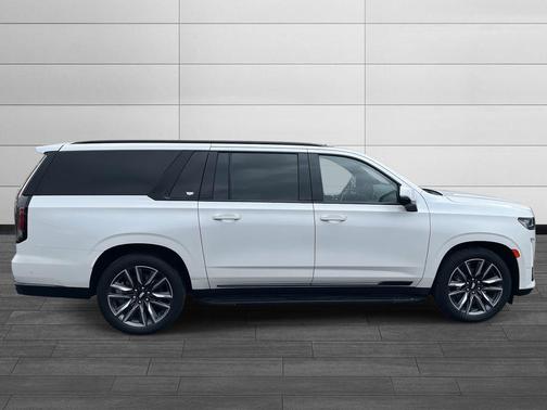 2023 Cadillac Escalade ESV Sport