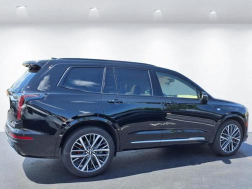 2025 Cadillac XT6 Sport AWD