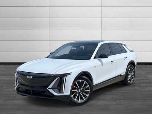 Vibrant White Tricoat 2026 Cadillac LYRIQ Premium Sport