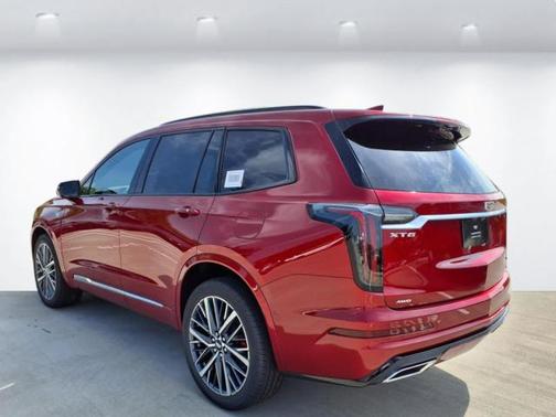 2025 Cadillac XT6 Sport AWD