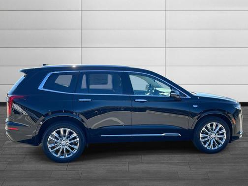 2025 Cadillac XT6 Premium Luxury AWD