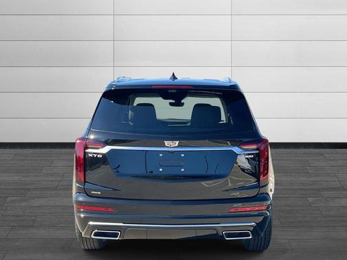 2025 Cadillac XT6 Premium Luxury AWD