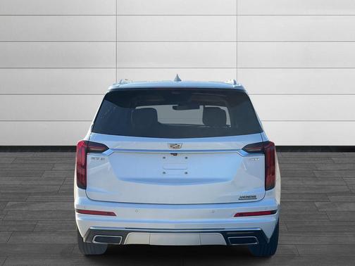 2021 Cadillac XT6 Premium Luxury FWD