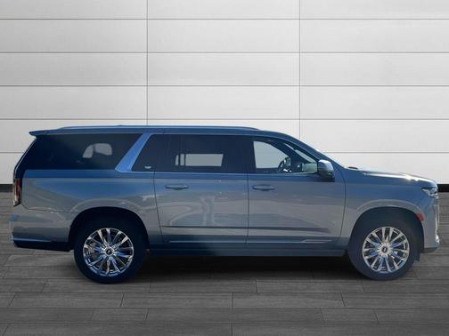 2024 Cadillac Escalade ESV Premium Luxury