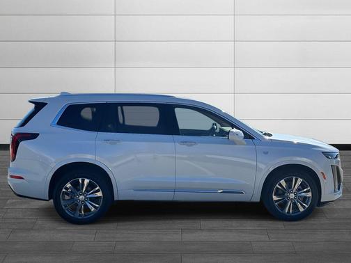 2025 Cadillac XT6 Premium Luxury AWD